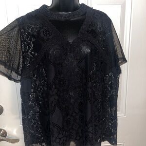 Worthington sheer Black Lace Top size 2X